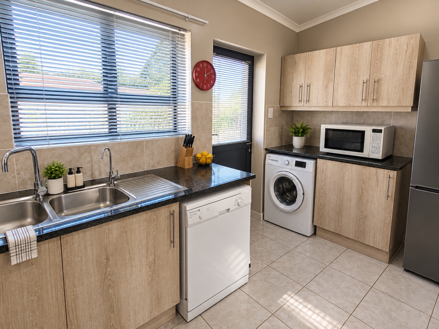 2 Bedroom Property for Sale in Van Der Hoff Park North West